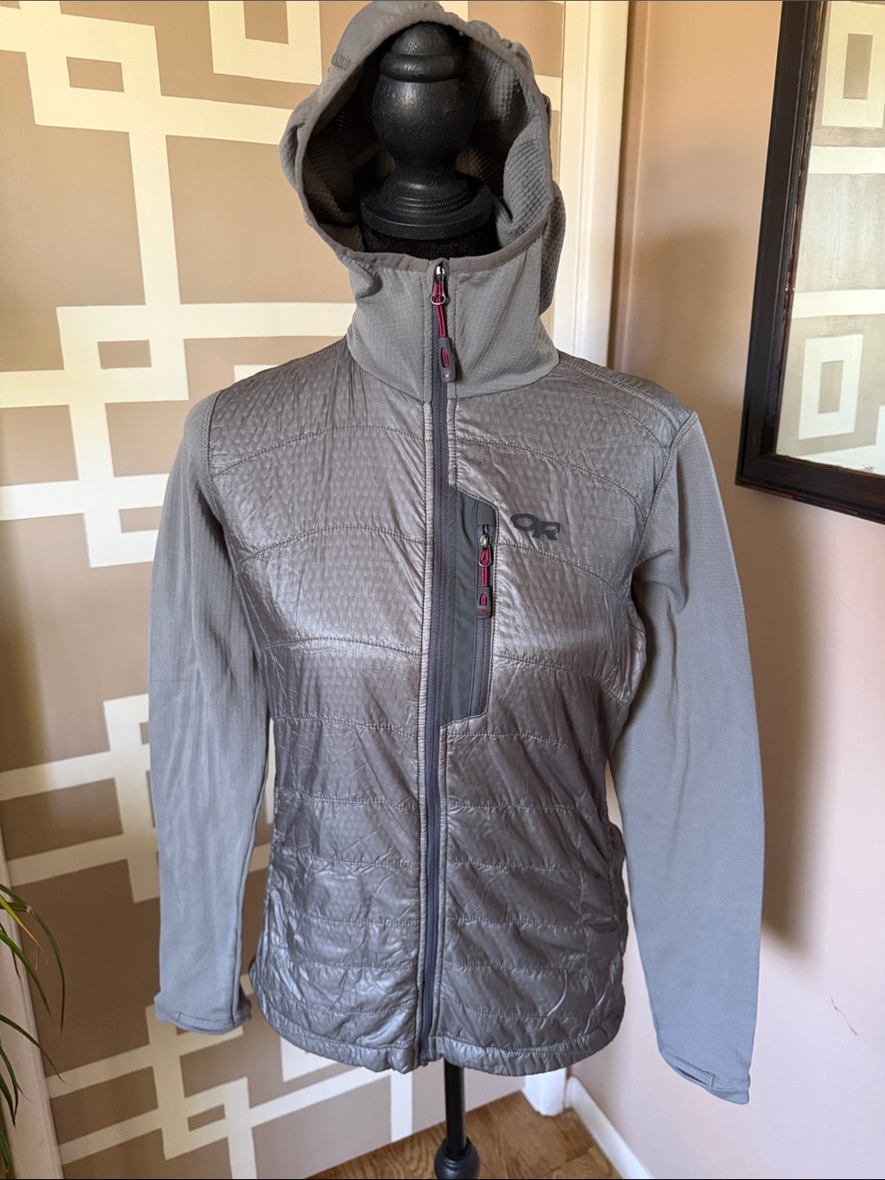 Outdoor Research Women's Gray Deviator Hoody Hybrid Insulated Jacket, Sz Small